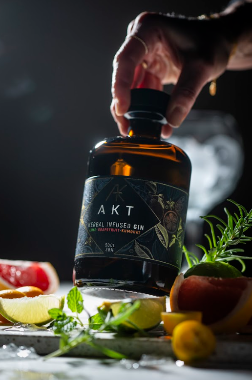 AKT Herbal Infused Gin with Lime, Grapefruit, Kumquat 50 CL, 38%