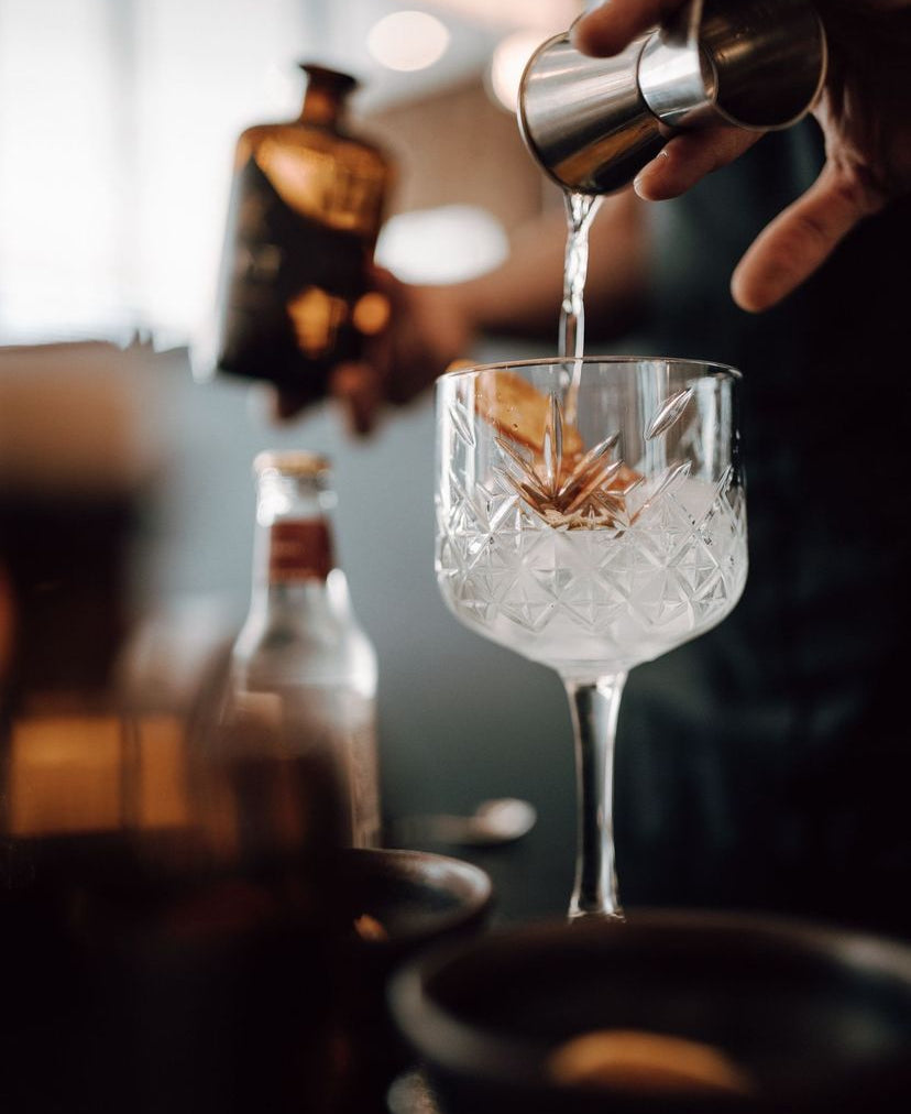 AKT Herbal Infused Gin with Lime, Grapefruit, Kumquat 50 CL, 38%